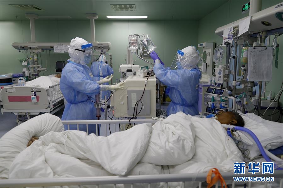 (聚焦疫情防控·圖文互動(dòng))(3)風(fēng)雨并肩 攜手戰(zhàn)“疫”——中國抗疫命運(yùn)與共的生動(dòng)實(shí)踐