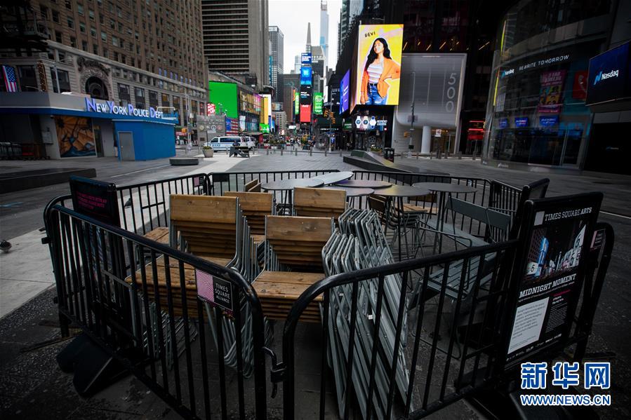 (國際·圖文互動(dòng))(3)疫情重創(chuàng)美國經(jīng)濟(jì)