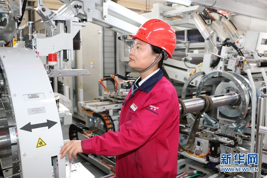 （新華全媒頭條&middot;圖文互動(dòng)）（4）這個(gè)春天，追尋奮斗者的腳步&mdash;&mdash;寫(xiě)在2020年&ldquo;五一&rdquo;國(guó)際勞動(dòng)節(jié)到來(lái)之際