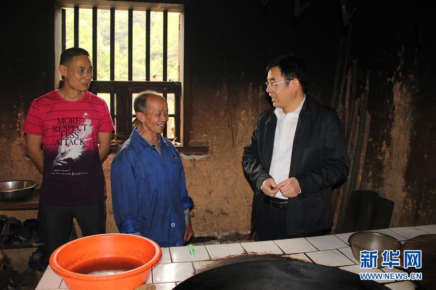 （圖文互動）（3）&ldquo;為脫貧而來，為脫貧而去&rdquo;&mdash;&mdash;追記湖南炎陵縣委原書記黃詩燕 