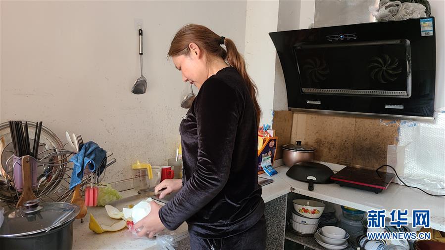 （決戰(zhàn)決勝脫貧攻堅&middot;圖文互動）（2）三個土家女人見證一口刀村搬遷史