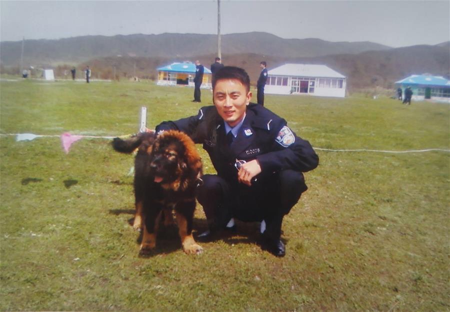 (為了民族復(fù)興·英雄烈士譜·圖文互動)蔡松松:用生命托舉生命