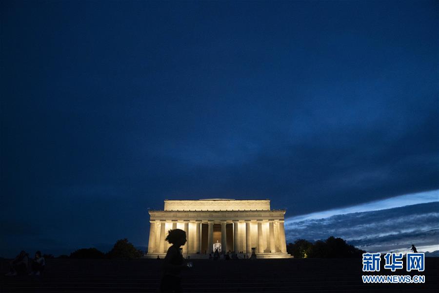 (國(guó)際疫情)(2)約翰斯·霍普金斯大學(xué):美國(guó)新冠確診病例累計(jì)超160萬(wàn)例