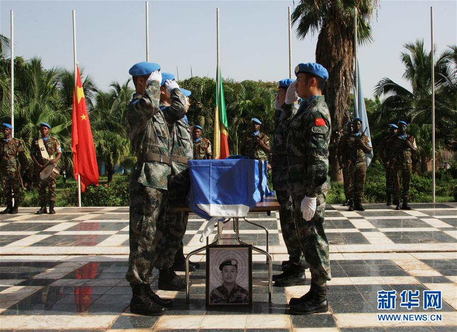 (新華全媒頭條·圖文互動(dòng))(5)崢嶸歲月30年 中國藍(lán)盔衛(wèi)和平