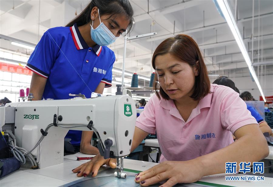 (決戰(zhàn)決勝脫貧攻堅(jiān)·圖文互動)(1)紡織女工進(jìn)城記