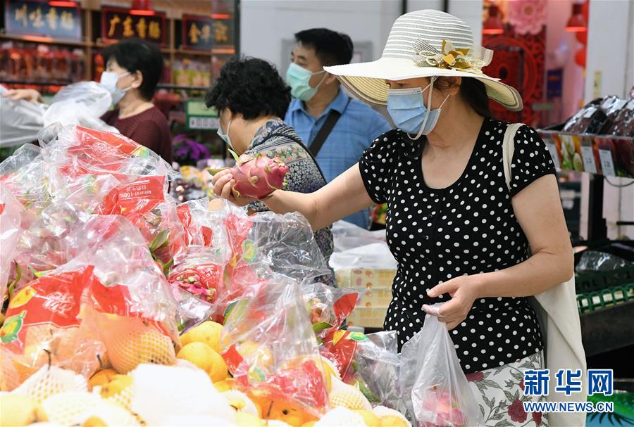 (新華全媒頭條·圖文互動(dòng))(12)分秒必爭 北京打響疫情防控“硬仗”