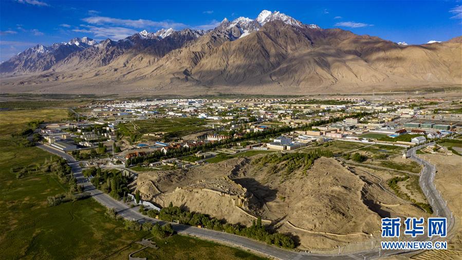 （新華全媒頭條&middot;圖文互動(dòng)）（2）飛吧，&ldquo;帕米爾雄鷹&rdquo;！