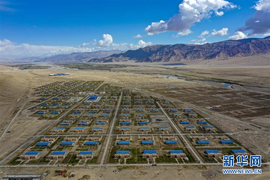 （新華全媒頭條&middot;圖文互動(dòng)）（8）飛吧，&ldquo;帕米爾雄鷹&rdquo;！