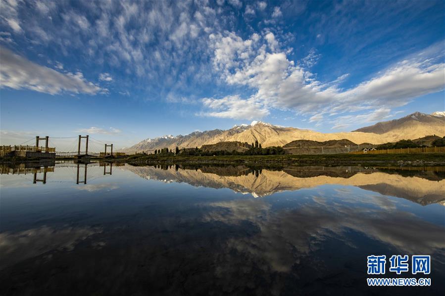 （新華全媒頭條&middot;圖文互動(dòng)）（10）飛吧，&ldquo;帕米爾雄鷹&rdquo;！