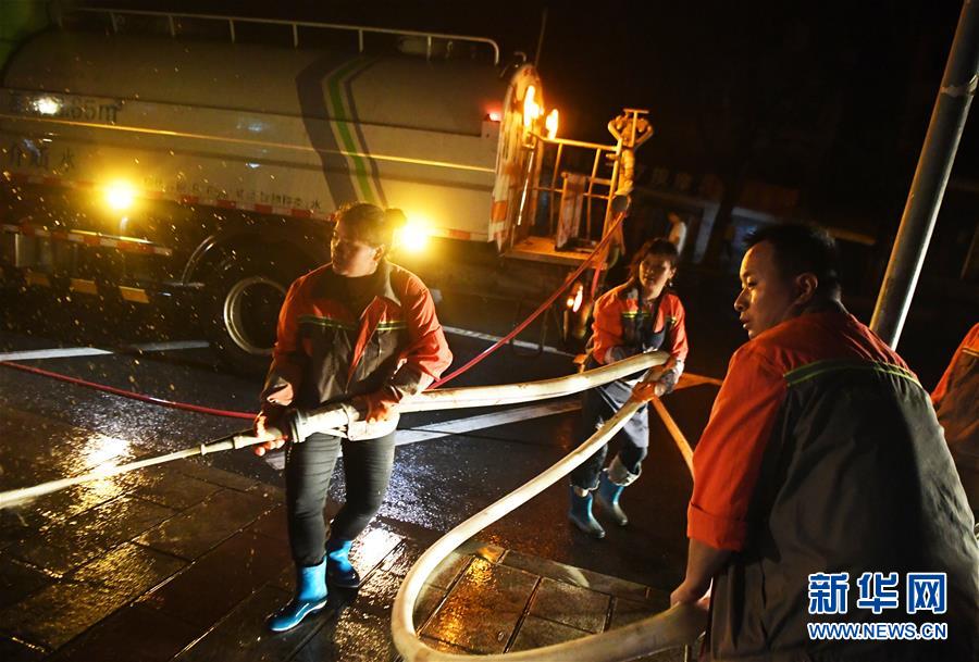 (在習(xí)近平新時(shí)代中國(guó)特色社會(huì)主義思想指引下——新時(shí)代新作為新篇章·習(xí)近平總書記關(guān)切事·圖文互動(dòng))(3)戰(zhàn)洪魔 保安全——近期防汛救災(zāi)熱點(diǎn)觀察