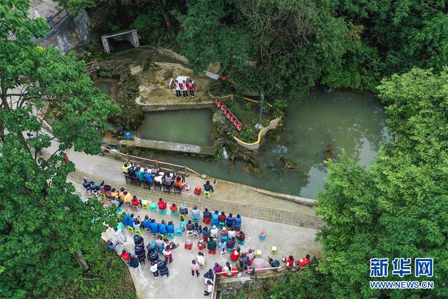 （新時代文明實踐&middot;圖文互動）（2）文明春風(fēng)入萬家&mdash;&mdash;新時代文明實踐中心助推黨的創(chuàng)新理論在基層落地生根