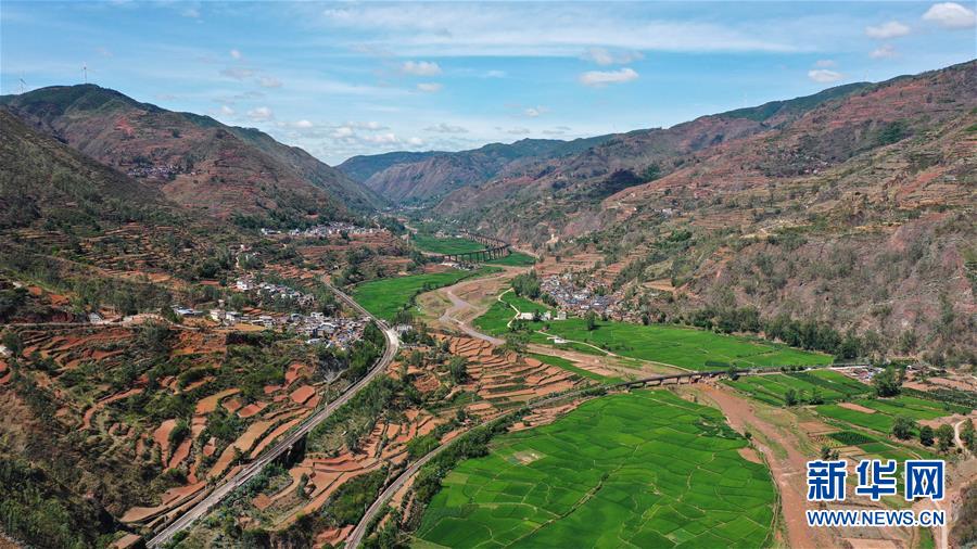 （新華全媒頭條&middot;圖文互動(dòng)）（16）自強(qiáng)的力量&mdash;&mdash;成昆鐵路通車50年記