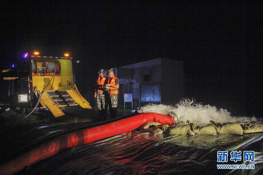 （防汛抗洪&middot;圖文互動(dòng)）（3）洪水不退，子弟兵誓死不退&mdash;&mdash;解放軍和武警部隊(duì)官兵參與洪澇災(zāi)害搶險(xiǎn)救援記事