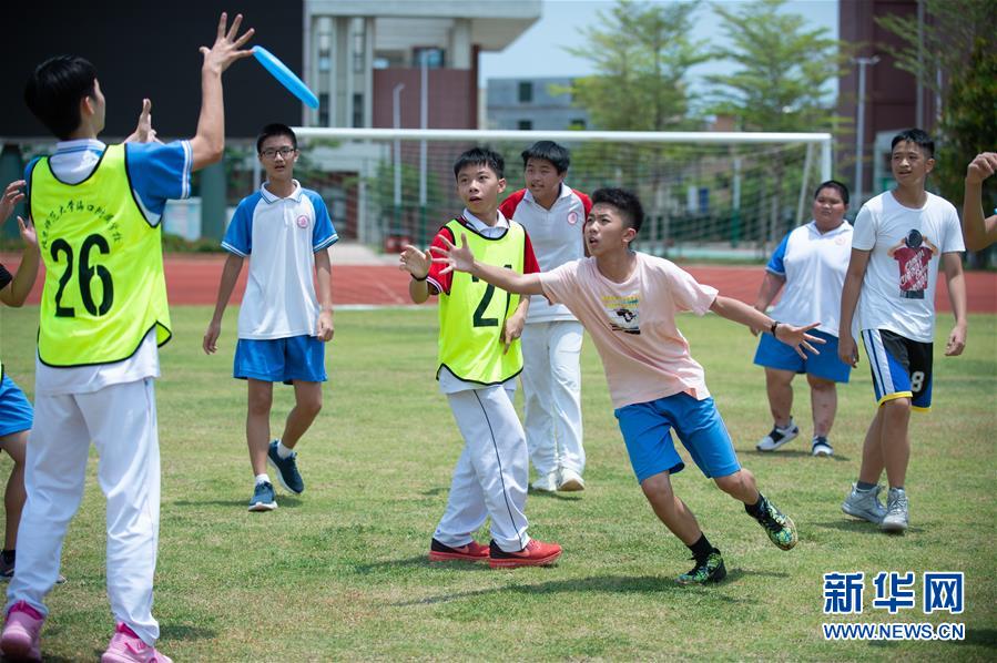 (走向我們的小康生活·圖文互動)(3)從“民生之盼”到“民生之變”——海南瞄準(zhǔn)“痛點”發(fā)力建設(shè)幸福家園