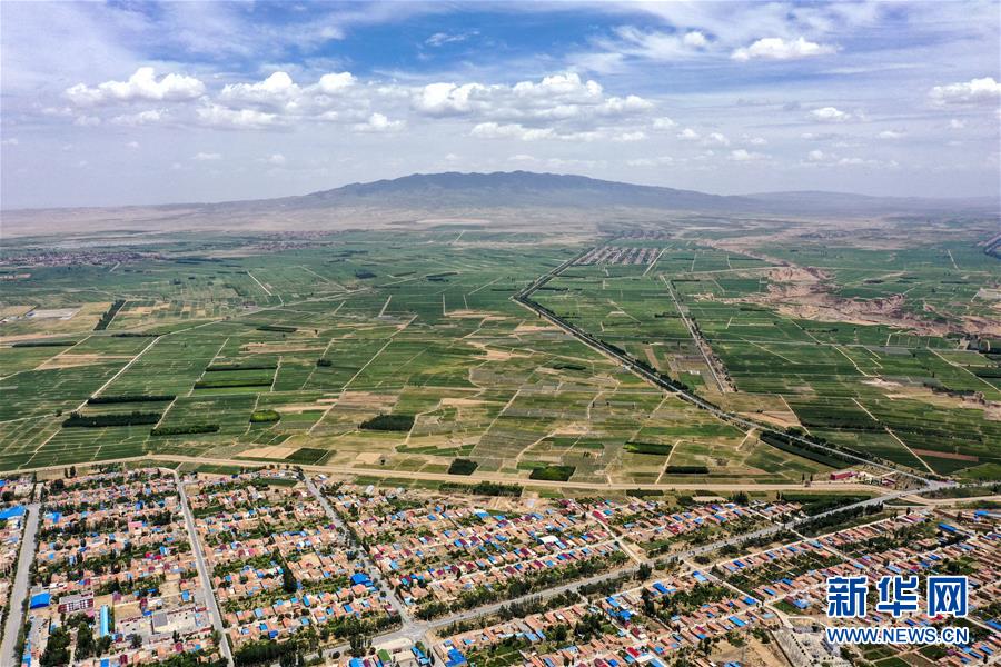 （新華全媒頭條&middot;走向我們的小康生活&middot;圖文互動）（3）23萬人的命運轉(zhuǎn)折&mdash;&mdash;我國最大易地生態(tài)移民安置區(qū)的脫貧密碼