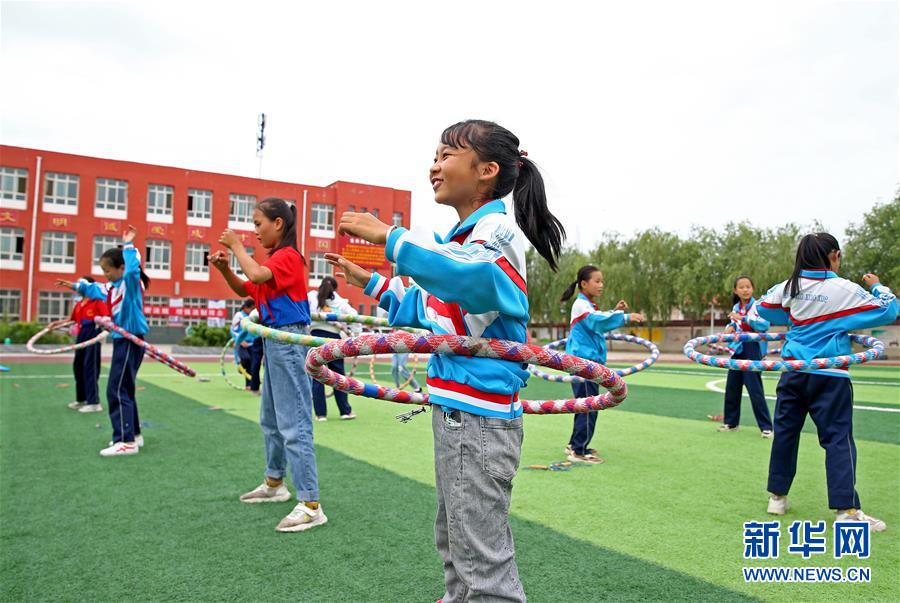 （新華全媒頭條&middot;走向我們的小康生活&middot;圖文互動）（14）23萬人的命運轉(zhuǎn)折&mdash;&mdash;我國最大易地生態(tài)移民安置區(qū)的脫貧密碼