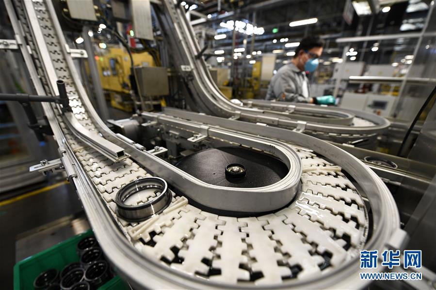 （新華全媒頭條&middot;圖文互動(dòng)）（4）穩(wěn)中求進(jìn) 奮勇前進(jìn)&mdash;&mdash;從中央政治局會(huì)議看中國經(jīng)濟(jì)走勢