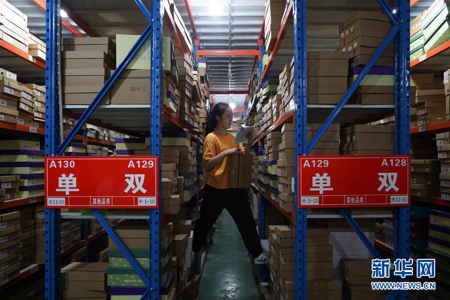 (民生直通車·圖文互動)(5)生產線“突圍” 創(chuàng)新領跑“下一站”——“中國女鞋之都”轉型升級之路