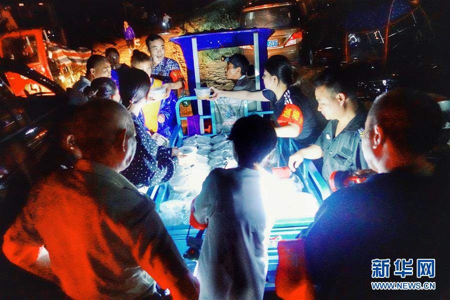 (新華全媒頭條·圖文互動)(15)筑起共御水患的鋼鐵長堤——戰(zhàn)洪一線的“干群關(guān)系新答卷”