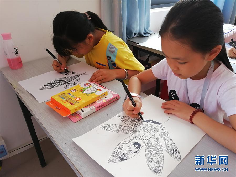 (特別的暑期生活·圖文互動(dòng))(1)她們的愿望,在這個(gè)假期實(shí)現(xiàn)——廣西隆安易地扶貧搬遷安置區(qū)暑期見(jiàn)聞