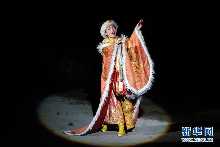 (圖文互動)(1)同心共筑中國夢——西藏奮力建設(shè)民族團結(jié)模范區(qū)