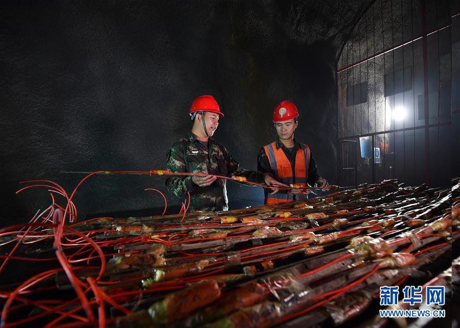 （軍事&middot;圖文互動(dòng)）（4）為導(dǎo)彈筑巢的&ldquo;彝族雄鷹&rdquo;&mdash;&mdash;記&ldquo;最美新時(shí)代革命軍人&rdquo;沙子呷