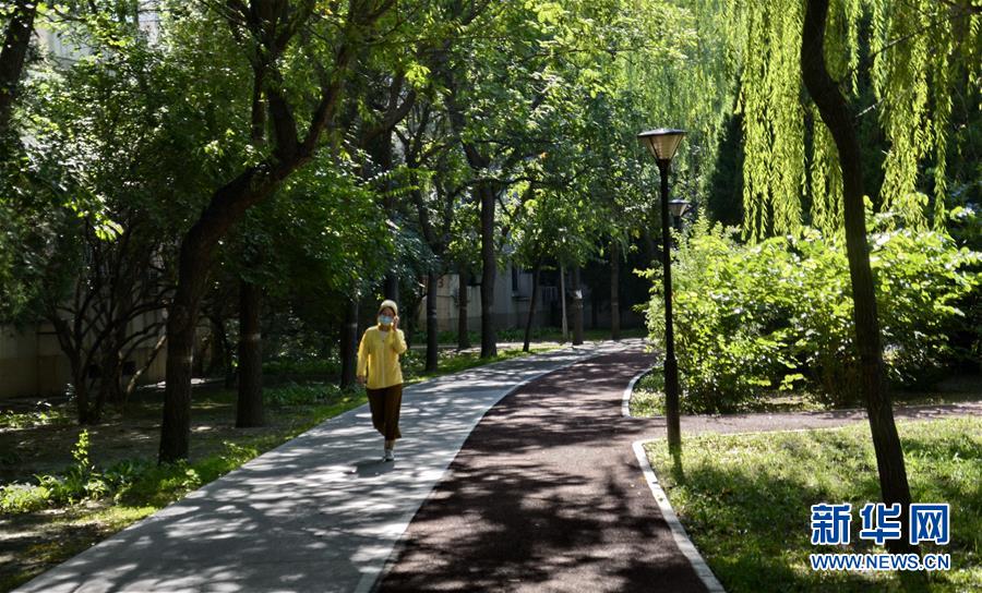 （總書記推動的改革身邊事&middot;文化改革篇）（3）特寫：&ldquo;生活便利了，環(huán)境變美了，人也舒心了&rdquo; &mdash;&mdash;感受基層文明實踐站里的惠民服務(wù)