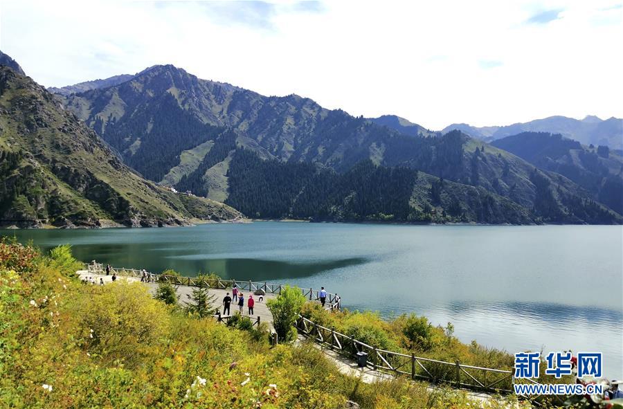 (圖文互動)(4)新疆逐步恢復(fù)正常生產(chǎn)生活秩序