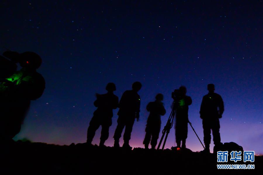 (在習近平強軍思想指引下·我們在戰(zhàn)位報告·圖文互動)(1)數(shù)字化勁旅的“士兵突擊”——陸軍第82集團軍某部牢記囑托練兵備戰(zhàn)記事