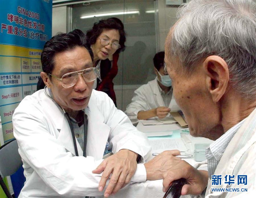 （圖文互動(dòng)）（6）敢醫(yī)敢言，生命至上&mdash;&mdash;記&ldquo;共和國(guó)勛章&rdquo;獲得者鐘南山