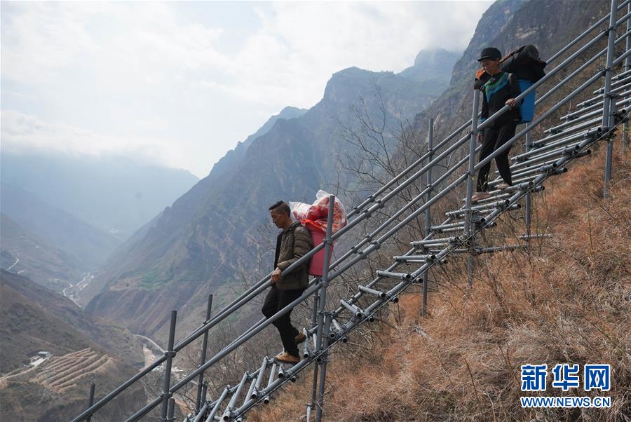 （新華全媒頭條&middot;決戰(zhàn)決勝脫貧攻堅(jiān)&middot;督戰(zhàn)未摘帽貧困縣&middot;圖文互動(dòng)）（2）不獲全勝，決不收兵&mdash;&mdash;全國(guó)52個(gè)掛牌督戰(zhàn)貧困縣脫貧攻堅(jiān)紀(jì)實(shí)