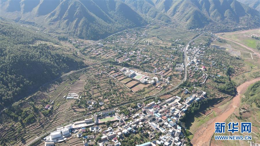 （坐著高鐵看中國&middot;圖文互動(dòng)）（4）走成昆，感受闖過禁區(qū)的光影記錄