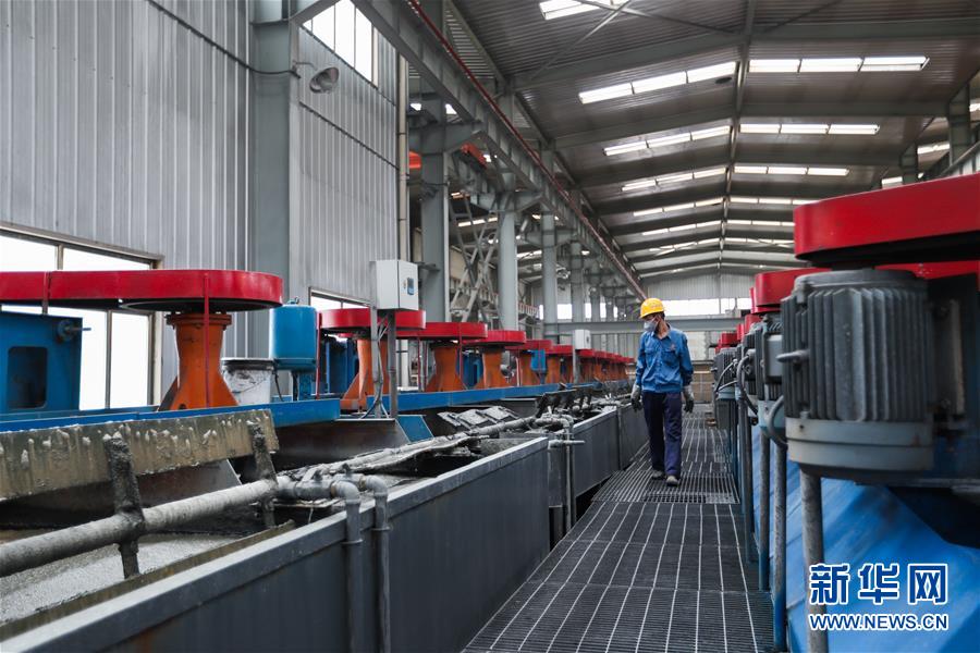 (新華全媒頭條·圖文互動)(5)大山的回響——三個民族自治縣的70年巨變