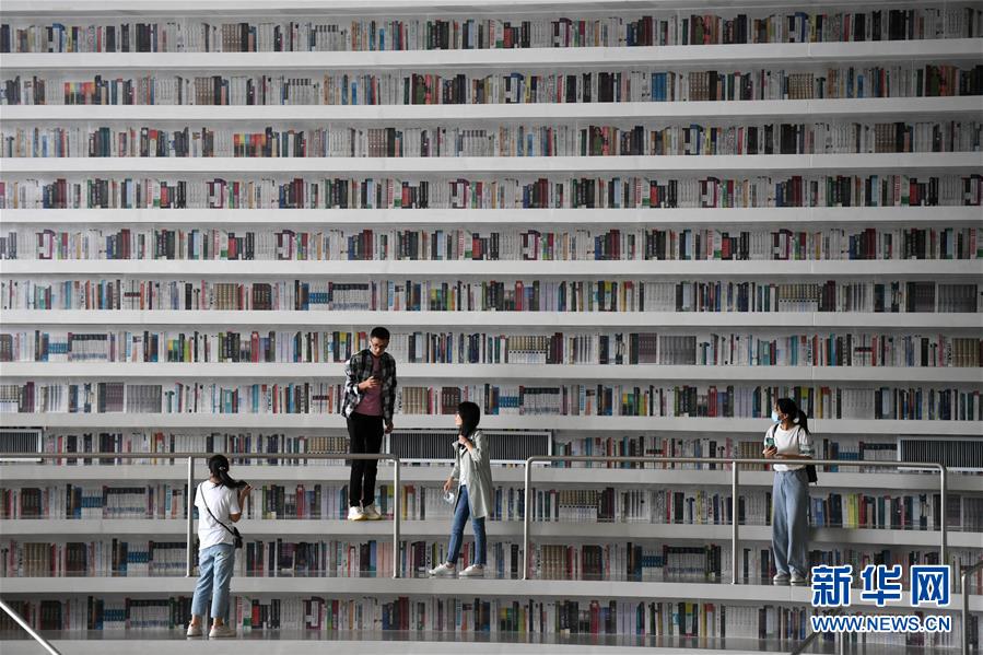 （新華全媒頭條&middot;圖文互動）（4）我們都是讀者&mdash;&mdash;促進(jìn)全民閱讀 構(gòu)建書香社會 