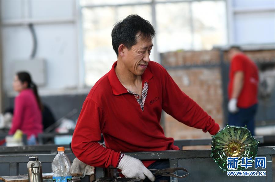 （新華全媒頭條&middot;五中全會(huì)精神在基層&middot;圖文互動(dòng)）（5）贏(yíng)向未來(lái)&mdash;&mdash;來(lái)自齊魯大地上的學(xué)思踐行