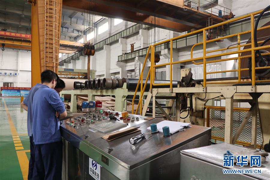 (全面建成小康社會“百城千縣萬村調(diào)研行”·圖文互動)(2)產(chǎn)業(yè)強起來 精神富起來——廣東潢涌“落后地”變“明星村”的小康之路