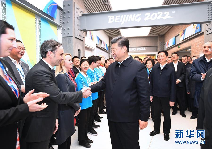 (時(shí)政)(9)習(xí)近平春節(jié)前夕在北京看望慰問(wèn)基層干部群眾