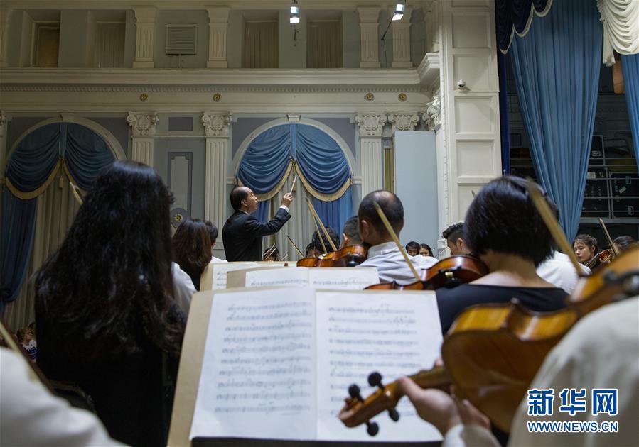 （新華全媒頭條&middot;出訪&middot;側(cè)記&middot;圖文互動(dòng)）（3）你好老朋友！開(kāi)啟新時(shí)代！&mdash;&mdash;習(xí)近平主席和普京總統(tǒng)引領(lǐng)中俄全面戰(zhàn)略協(xié)作伙伴關(guān)系邁入新時(shí)代