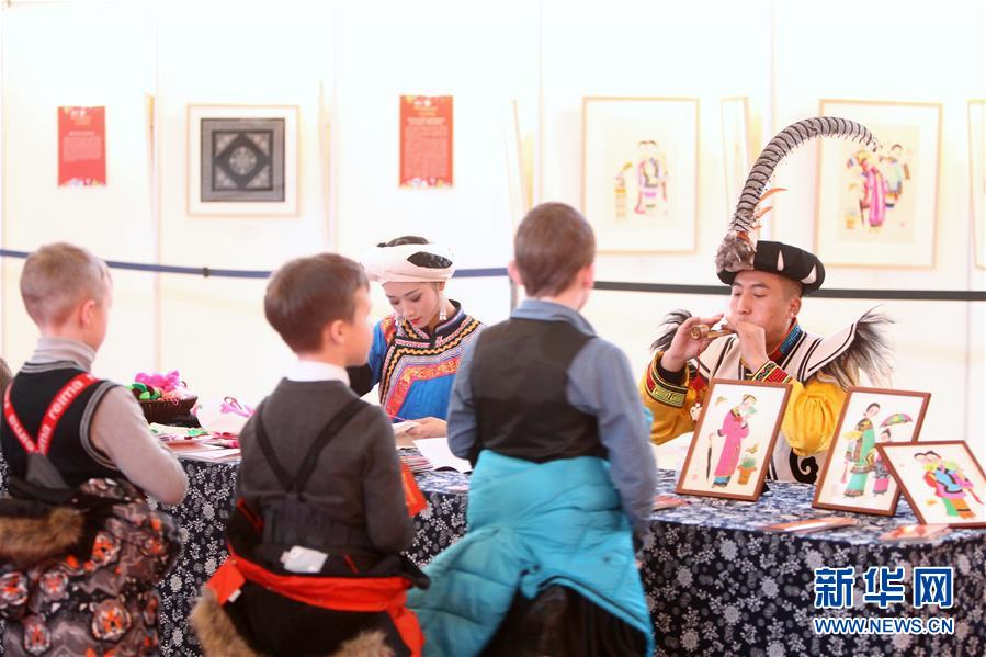 （新華全媒頭條&middot;出訪&middot;側(cè)記&middot;圖文互動(dòng)）（4）你好老朋友！開(kāi)啟新時(shí)代！&mdash;&mdash;習(xí)近平主席和普京總統(tǒng)引領(lǐng)中俄全面戰(zhàn)略協(xié)作伙伴關(guān)系邁入新時(shí)代