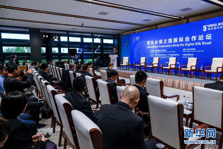 (新華全媒頭條·圖文互動(dòng))(8)“團(tuán)結(jié)合作才是人間正道”——寫(xiě)在習(xí)近平主席即將出席聯(lián)合國(guó)成立75周年系列高級(jí)別會(huì)議之際