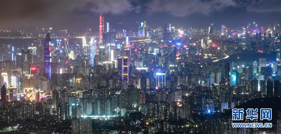 （在習(xí)近平新時代中國特色社會主義思想指引下&mdash;&mdash;新時代新作為新篇章&middot;習(xí)近平總書記關(guān)切事&middot;圖文互動）（15）我家大門常打開&mdash;&mdash;經(jīng)濟特區(qū)全方位對外開放故事