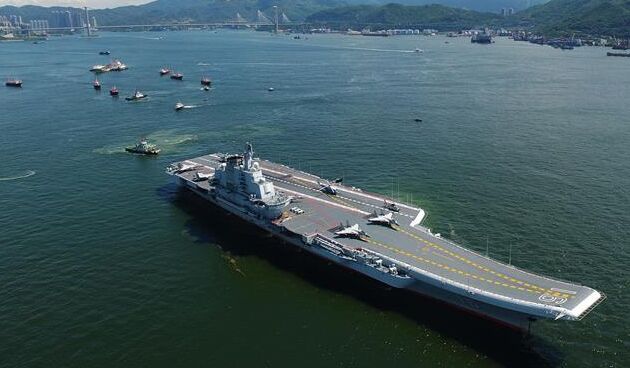 獨家航拍！遼寧艦駛離香港