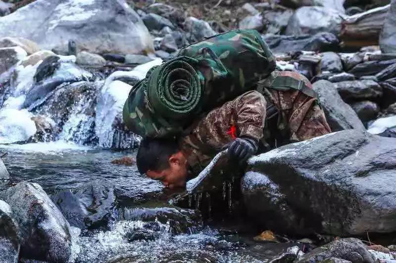 你是人間的大英雄！