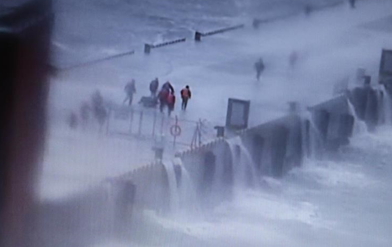 追記為保護(hù)國(guó)家某重點(diǎn)試驗(yàn)平臺(tái)壯烈犧牲的3位勇士黃群、宋月才、姜開斌