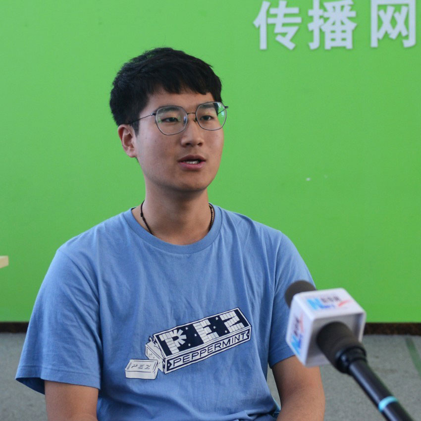 【青春的故事】網(wǎng)絡(luò)&ldquo;佐羅&rdquo;的青春進(jìn)行時