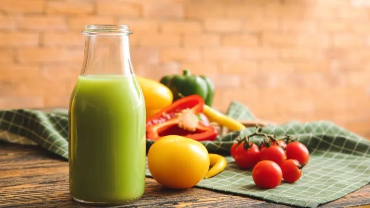 榨蔬菜汁喝，比吃蔬菜更健康更方便？