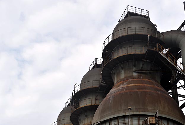 堅持以環(huán)保為前提，做到不環(huán)保不生產(chǎn)。