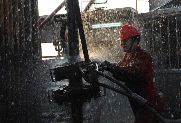 海上作業(yè)更多時刻是艱苦和孤獨。