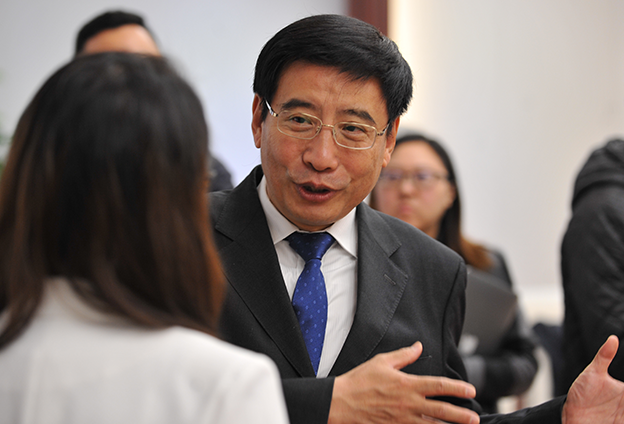 進一步打破電信、軍工領(lǐng)域民營企業(yè)準入障礙