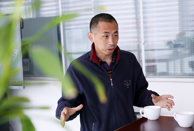 數(shù)據(jù)量大，涉及到全球八個(gè)不同地方的望遠(yuǎn)鏡